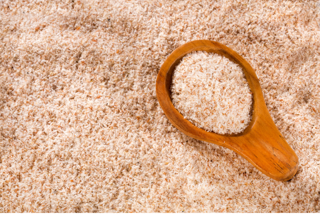 Psyllium com colher de madeira