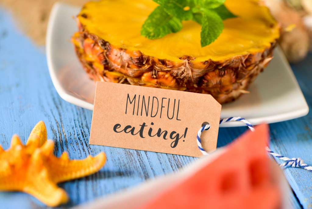 Tortinha com plaquinha de mindful eating