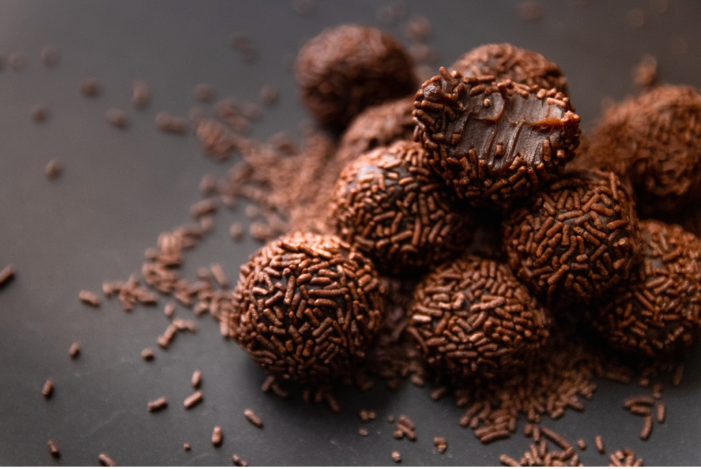 brigadeiros feitos com cacau