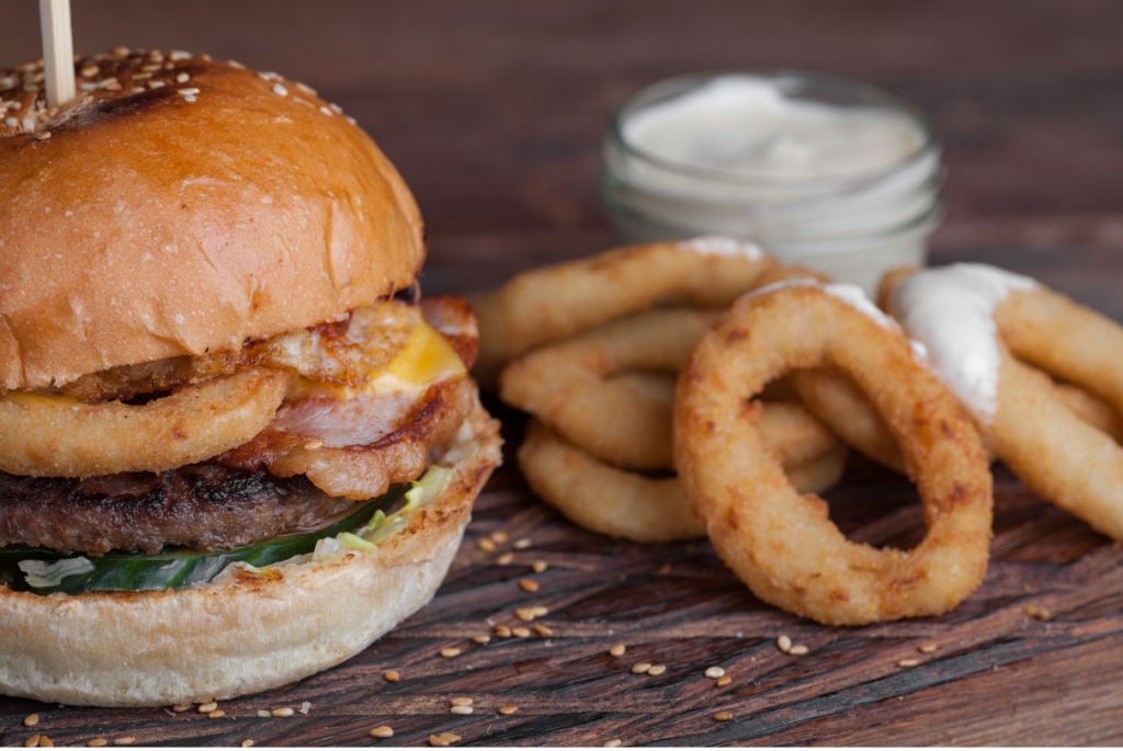 Hamburguer e guloseimas com gordura trans