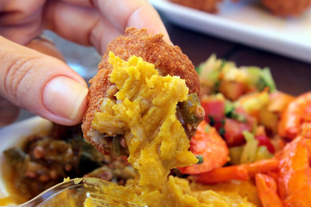 Acarajé com vatapá, comida nordestina