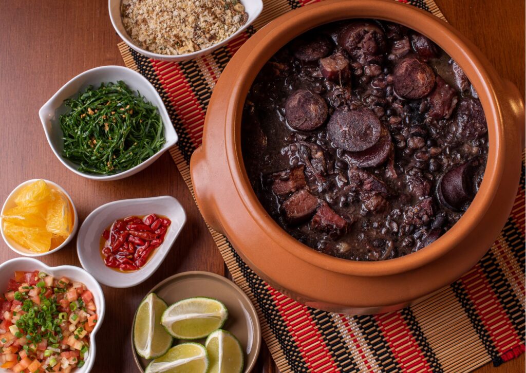imagem com detalhes da receita de feijoada rápida