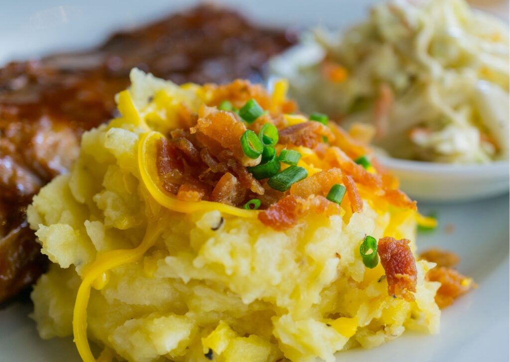 imagem com um delicioso purê de mandioquinha pronto para ser consumido