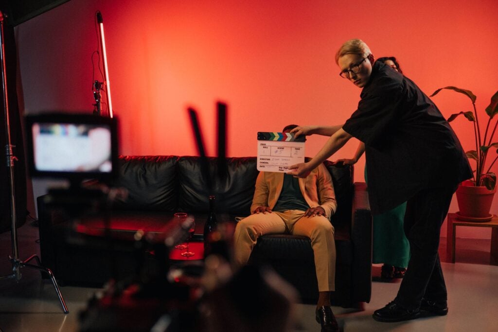 Filmagem de filme com claquete